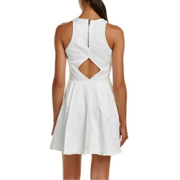 NEW PARKER WHITE TEXTURED FIT-AND-FLARE MINI DRESS - Picture 6 of 8